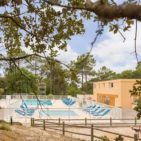 Aparthotel Pierre & Vacances Les Grands Pins 2*