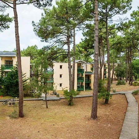 Aparthotel Pierre & Vacances Les Grands Pins 2*