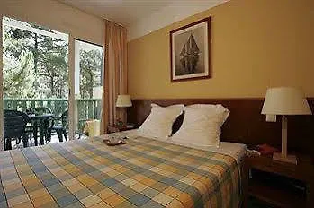 Aparthotel Pierre & Vacances Les Grands Pins 2*