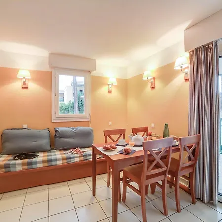 Aparthotel Pierre & Vacances Les Grands Pins 2*
