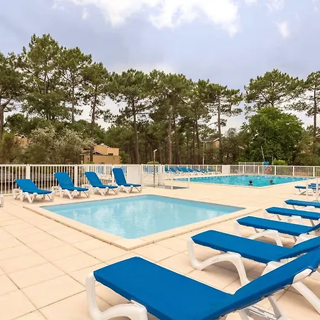 Pierre & Vacances Les Grands Pins Aparthotel